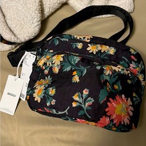 NWT BAGGU FANNY X LAURA ASHLEY
